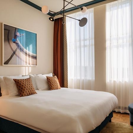 De Plesman Hotel Den Haag Buitenkant foto